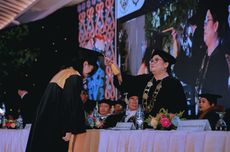 Wisuda Ke-38, Direktur Politeknik Sahid Ajak Lulusan Jadi Katalisator Pertumbuhan Pariwisata