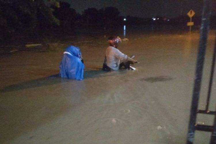 Banjir bandang yang melanda 9 kelurahan di Kecamatan Sentani, Kabupaten Jayapura, Provinsi Papua, pada Sabtu (16/3/2019) pukul 21.30 WIT menimbulkan banyak korban dan kerusakan. Banjir melanda Kelurahan Barnabas Marweri, Piter Pangkatana, Kristian Pangakatan, Didimus Pangkatana, Andi Pangkatana, Yonasmanuri, Yulianus Pangkatana, Nelson Pangkatan, dan Nesmanuri.