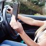 Dibanding Wanita, Pria Ternyata Lebih Suka Swafoto di Dalam Mobil