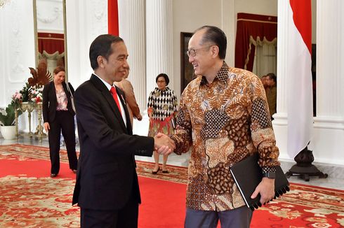 Temui Jokowi, Presiden Bank Dunia Pakai Batik
