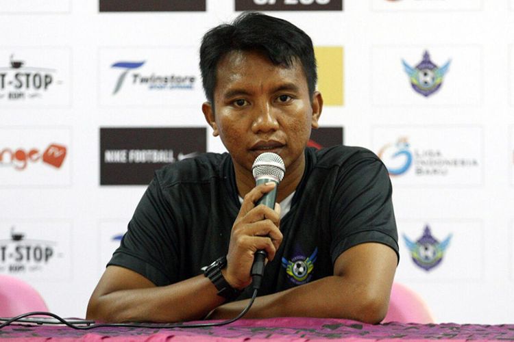 Pelatih kepala Persegres Gresik United, Pudji Handoko.