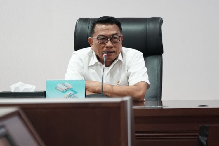 Kepala Staf Kepresidenan Moeldoko dalam rapat evaluasi KSP di Gedung Bina Graha, Jakarta, Kamis (27/4/2023).