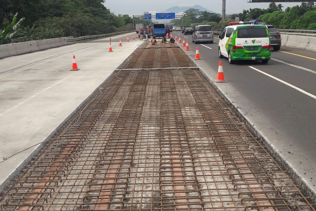 Ada perbaikan dan perkuatan konstruksi jembatan di Tol Jagorawi