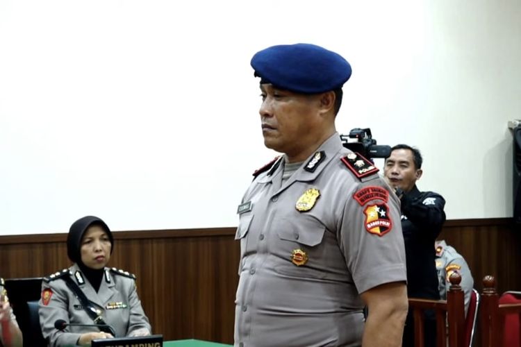 Kompol Cosmas Kaju Gae Dipecat, Terlibat Pelindasan Ojol Affan Kurniawan