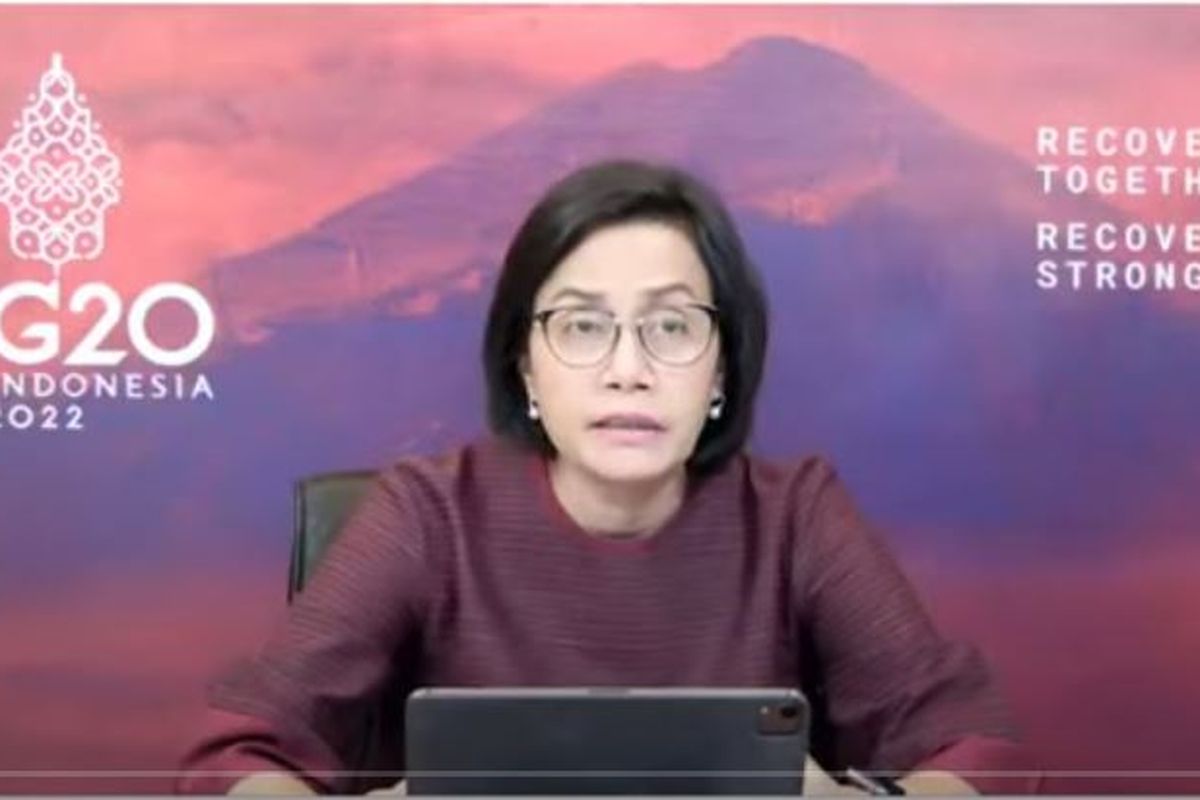 Menteri Keuangan Sri Mulyani Indrawati saat mengumumkan komposisi THR dan gaji ke-13 untuk ASN dan pensiunan tahun 2022 pada Press Statement secara virtual, Sabtu (16/4/2022).