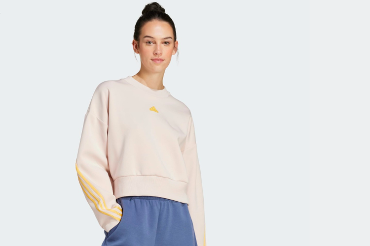 Sweater perempuan dari merek Adidas, rekomendasi sweater perempuan premium yang berkualitas 
