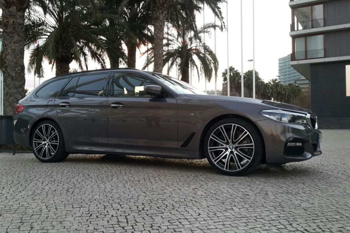 BMW 5 Series Touring bakal dijual pada kisaran Rp 1,5 miliar off the road