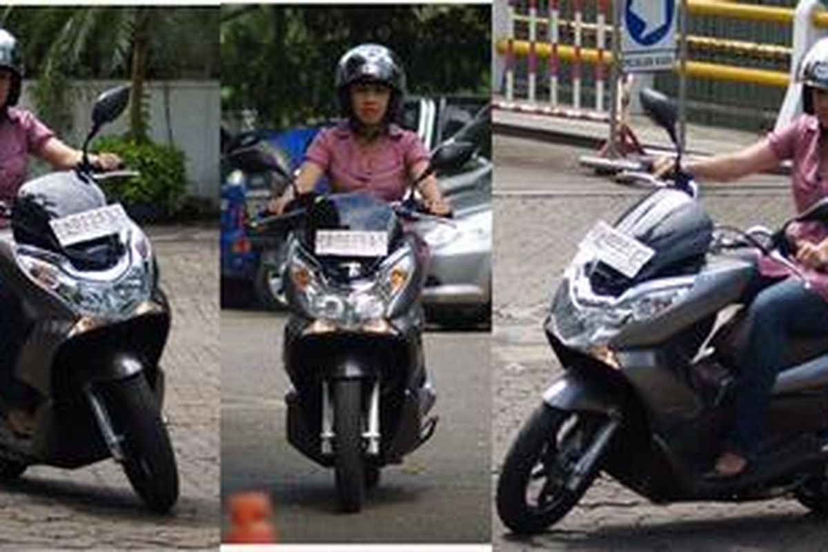 Kendati tubuh PCX besar, ternyata mudah diajak bermanuver!