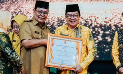 Berikan Pelayanan Publik Prima, Pemkab HST Terima Apresiasi dari Gubernur Kalsel 