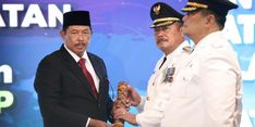 Lantik Pj Bupati Pati dan Cilacap, Pj Gubernur Nana Sudjana Minta Mereka Lakukan Ini