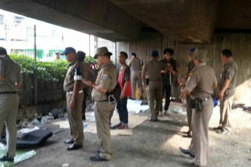Sebanyak 41 PMKS Terjaring Razia Petugas Sudinsos Jakarta Timur