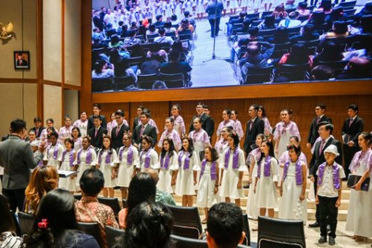 Unit Kegiatan Mahasiswa (UKM) Paduan Suara Mahasiswa Universitas Katolik Parahyangan (PSM Unpar) menggelar konser amal pertama bertajuk Appassionatale. Konser sesi pertama diselenggarakan di Bumi Silih Asih Keuskupan Bandung pada Jumat (13/12/2019) dan dua sesi konser lain di Balai Resital Kertanegara Jakarta pada Minggu (15/12/2019).