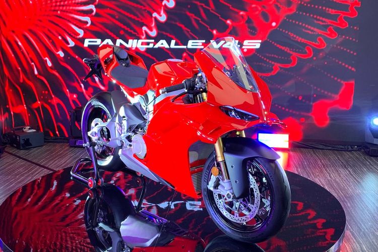 Ducati Panigale V4 S meluncur di Indonesia