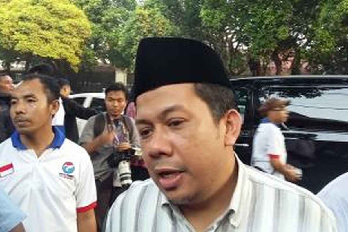 Wakil Ketua DPR Fahri Hamzah, saat menghadiri acara buka puasa bersama di Kantor DPP Perindo, Menteng, Jakarta Pusat, Sabtu (27/6/2015).