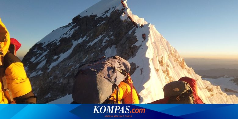 Catatkan Rekor 885 Pendaki Capai Puncak Everest Di Bulan Mei Halaman All Kompas Com