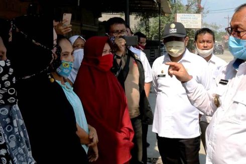 Warga Protes Jalan Rusak dengan Portal, Pemkot Medan Janji Perbaiki Tahun 2021