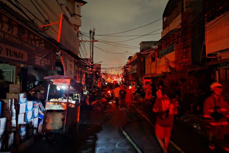 Kebakaran di Kramat Pulo Jakpus Hanguskan 50 Rumah, Tak Ada Korban Jiwa