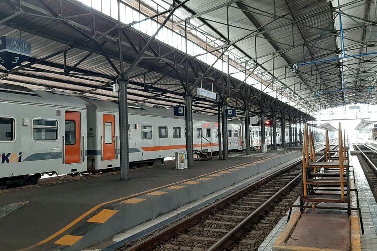 Stasiun kereta api Tawang Semarang