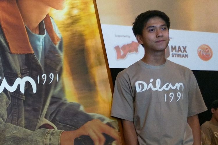 Iqbaal Ramadan, pemeran karakter Dilan, hadir dalam acara peluncuran trailer Dilan 1991 di Kemang Village XXI, Jakarta Selatan, Kamis (17/1/2019).