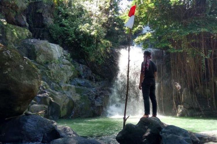 Air Terjun Jami di Desa Wisata Bonto Manurung, Kabupaten Maros, Sulawesi Selatan.