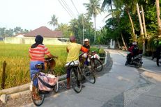 Survei Litbang "Kompas": 29 Persen Responden Nilai Kepala Desa dan Aparaturnya Tak Kompeten