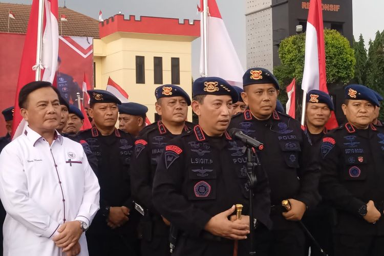 Kepala Kepolisian Negara Republik Indonesia (Kapolri) Jenderal Listyo Sigit Prabowo di Mako Brimob, Depok, Jawa Barat, Jumat (10/6/2022).