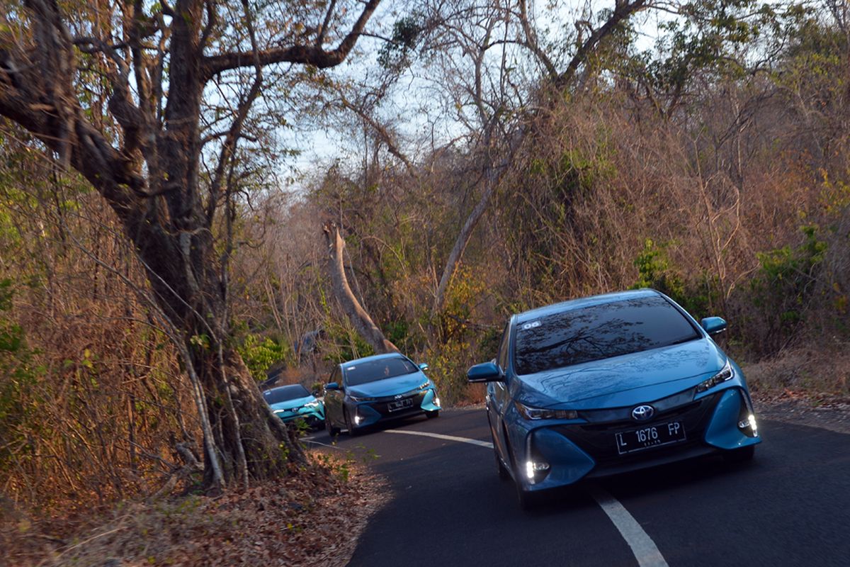 Penghitungan konsumsi BBM total 8 mobil hybrid dan PHEV dilakukan di Pulau Bali, hasilnya cukup mengejutkan.