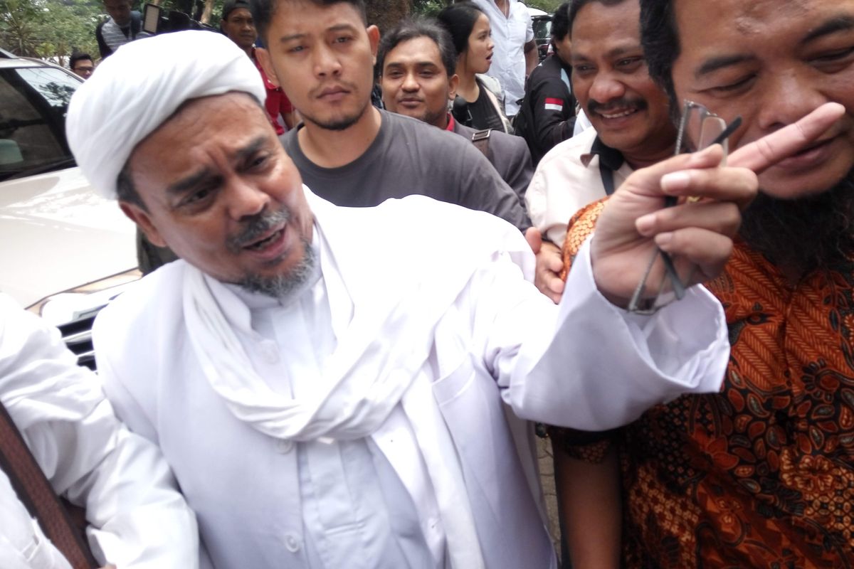 Pimpinan FPI Rizieq Shihab di Kementerian Pertanian, Jakarta Selatan, Selasa (28/2/2017).