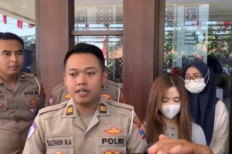 Polisi Tetapkan Tersangka dan Tahan Pengemudi Mabuk yang Tewaskan 1 Orang di Surabaya