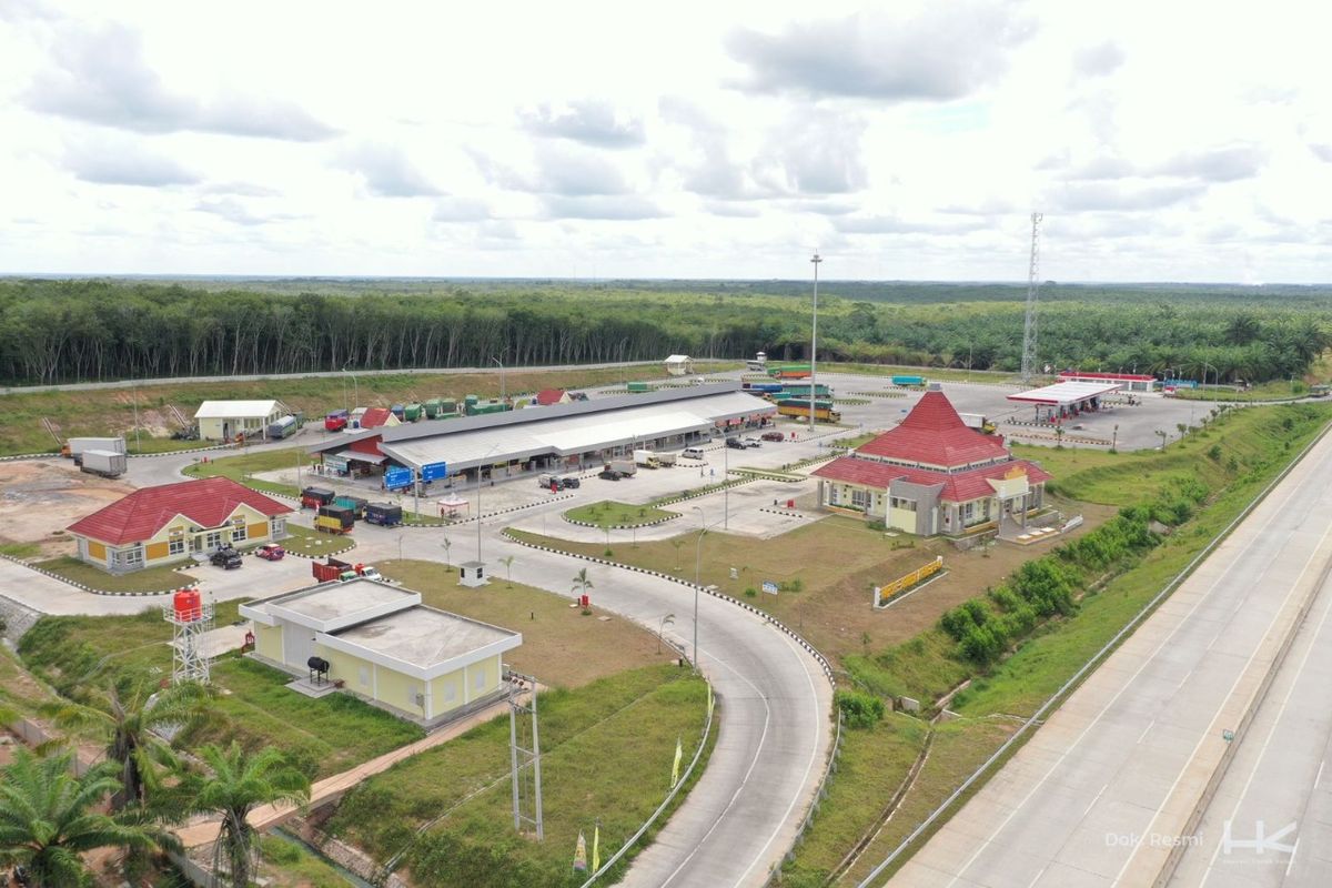 Rest area di Tol Trans-Sumatera.