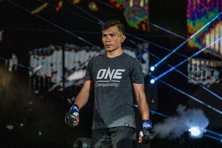 Petarung ONE Championship, Paul Lumihi. 