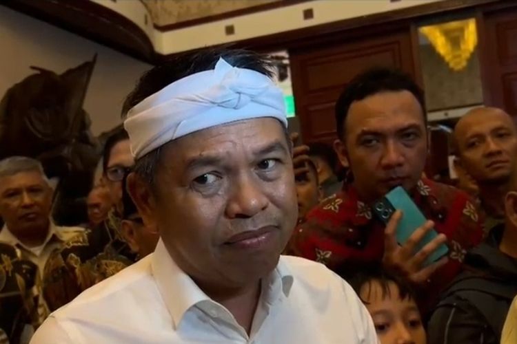 Tak Hadir di GBLA, Dedi Mulyadi Pilih Nonton di TV, Imbau Bobotoh Tetap Tertib Sambut Juara Persib
