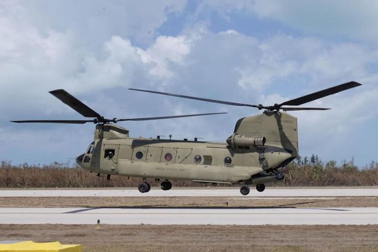 Helikopter milik angkatan udara AS di pangkalan militer Fort Bliss, Texas.