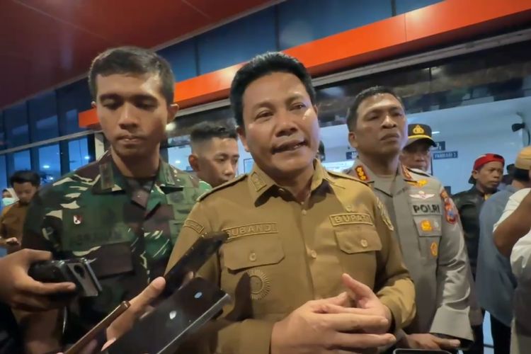 Bupati Sidoarjo Pastikan Tak Ada Santri Meninggal, Dapur MBG Akan Diperiksa