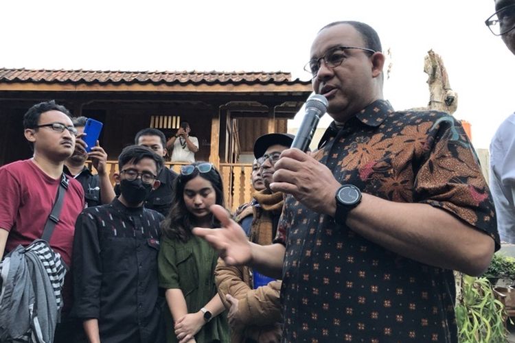 Bacapres Koalisi Perubahan untuk Persatuan (KPP) Anies Baswedan di pendoponya, Lebak Bulus, Jakarta Selatan, Selasa (1/8/2023). 