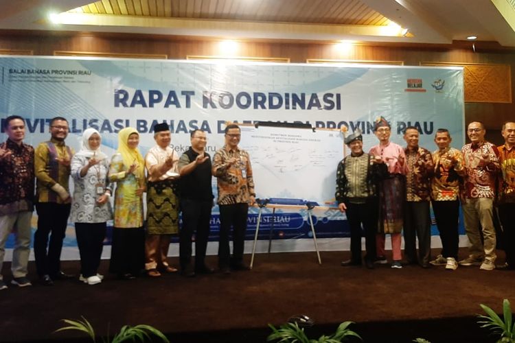 Rapat Koordinasi Revitalisasi Bahasa Daerah pada tanggal 4-6 Maret 2024 di Kota Pekanbaru, Provinsi Riau.