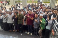 Sudah 16 Tahun Jadi Honorer Gaji Tak Sampai UMP, Malah Sering Telat Dibayar