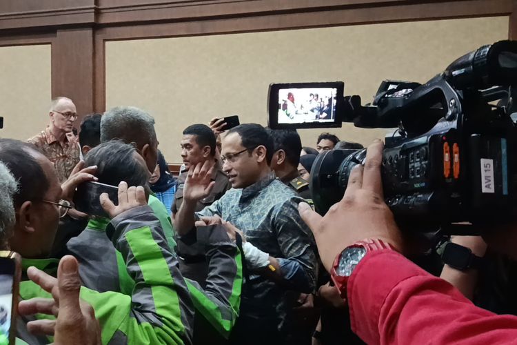 Nadiem Hadiri Sidang Chromebook Meski Tidak Direkomendasi Dokter RS