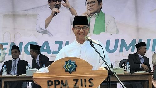 Safari Politik ke Banyumas, Anies Bicara Akan Buat "Marketplace" untuk Para Ahli