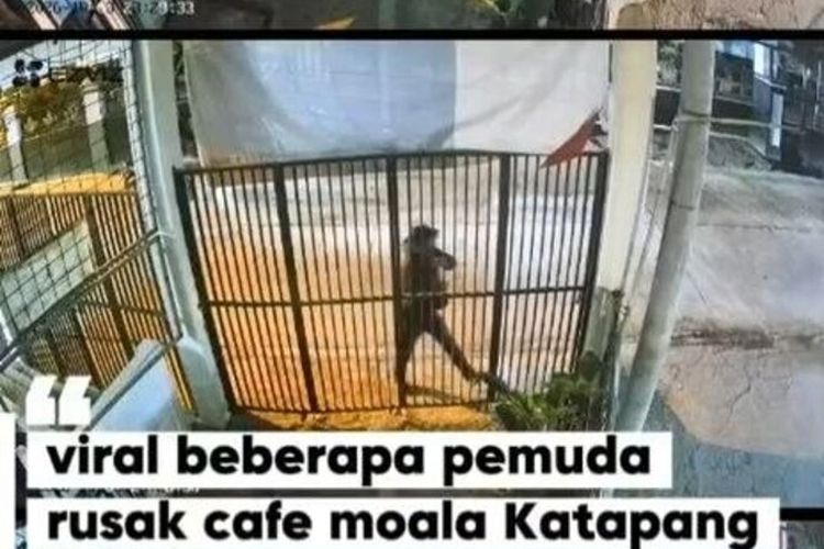 Viral Aksi Perusakan Pagar Kedai Kopi di Katapang Bandung, 3 Pelaku Ditangkap