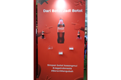 Genjot Pengumpulan Botol Plastik PET, Coca-Cola Indonesia Luncurkan Program “Recycle Me” 2025