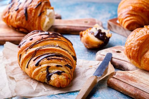 3 Cara Membuat Croissant Pakai Puff Pastry Instan, Tips dari Baker