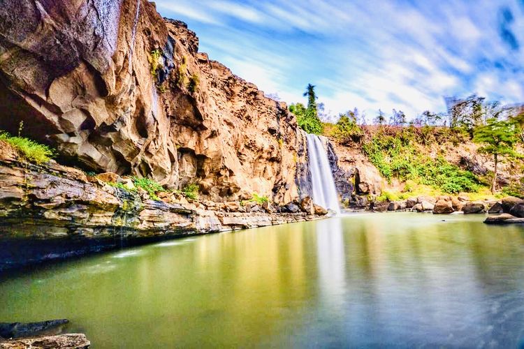 Ilustrasi Curug Cimarinjung