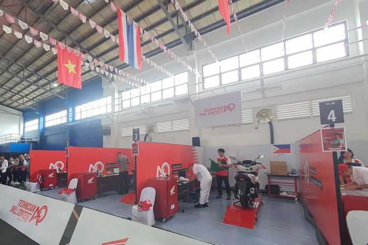 Teknisi AHM di ajang Honda Asia & Oceania Motorcycle Technician Skill Contest (AOC) 2024