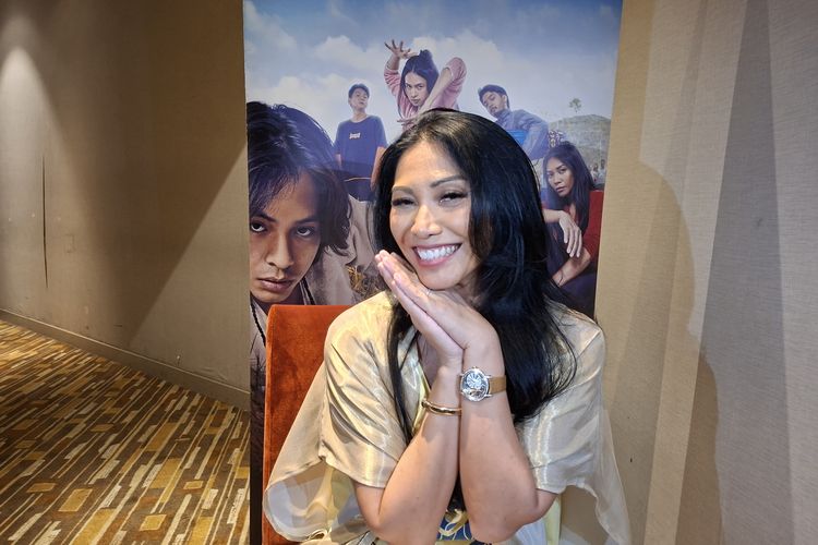 Anggun Akui Awalnya Tak Paham Skenario Film Para Perasuk