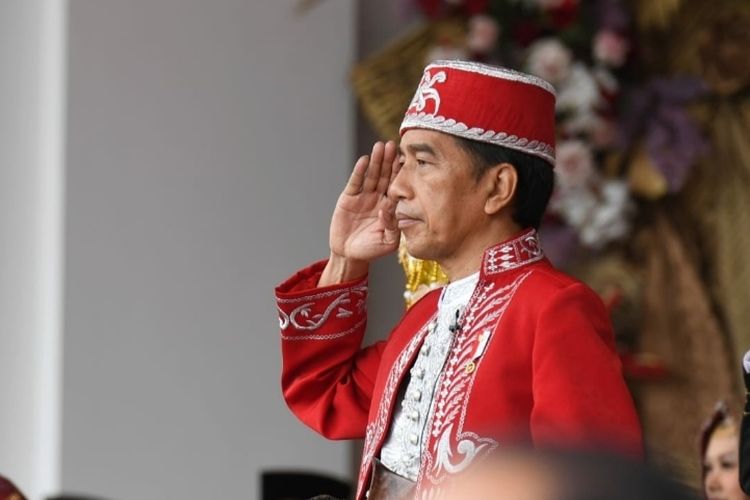 Presiden Joko Widodo yang bertindak sebagai inspektur upacara peringatan HUT ke-77 RI di Istana Merdeka, Rabu (17/8/2022).
