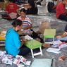Cerita Petugas Sorlip Surat Suara di Kota Yogyakarta Lipat Ribuan Kertas
