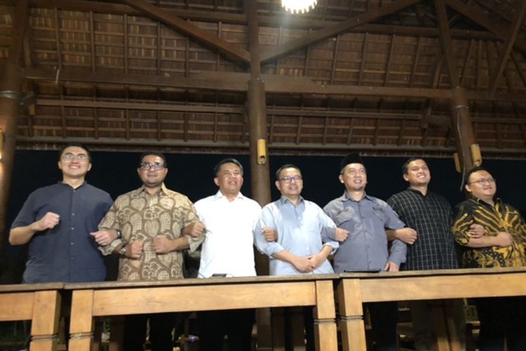 Tim kecil bakal Koalisi Perubahan dari Partai Demokrat, PKS, dan perwakilan Anies menggelar konferensi pers di kawasan Soekarno-Hatta, Tangerang, Senin (30/1/2023). PKS telah menyatakan sikap mendukung Anies sebagai capres.