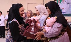 Tekan Stunting, Pemkab Brebes Salurkan Bantuan Pangan Bergizi untuk 300 Balita