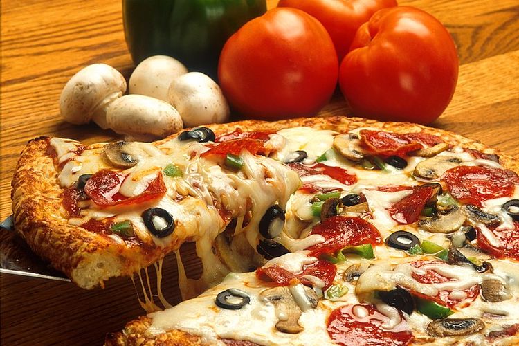 Kata Pizza Hut Ini 3 Pizza Favorit Masyarakat Indonesia Halaman All Kompas Com